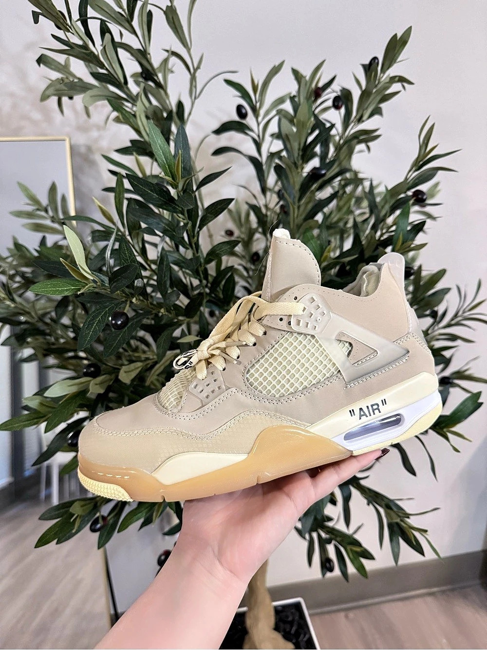 Jordan Air Jordan 4 Retro Sneakers in Cream & Yellow Like New